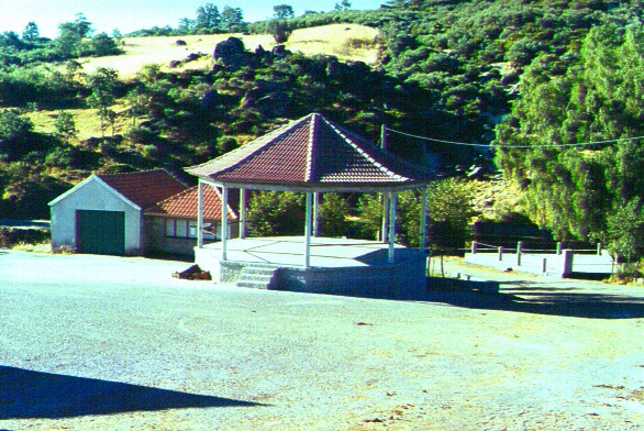 Coreto da Gralheira, no largo da Ponte