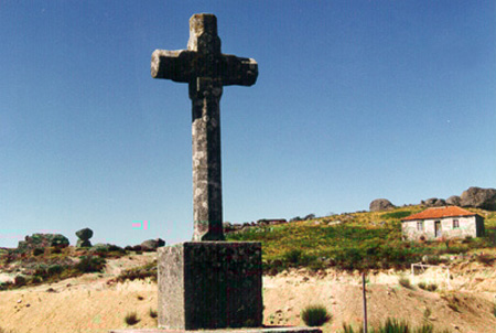 cruz.jpg (59776 bytes)